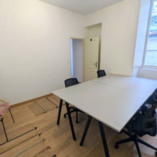 Bureau privé 15 m² 5 postes Location bureau Impasse Margaux Bordeaux 33000 - photo 2